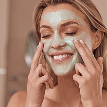 Moisturizing Face Mask - Ahava Mineral Mud Brightening & Hydrating Facial Treatment Mask — photo N14
