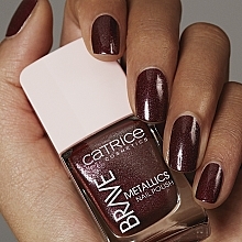 Nail Polish - Catrice Brave Metallics — photo N4