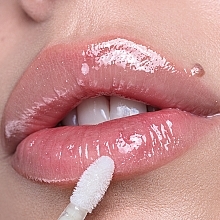 Lip Gloss - Catrice Better Than Fake Lips Volume Gloss — photo N4