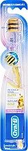 Fragrances, Perfumes, Cosmetics Toothbrush, gold - Oral-B UltrathinGum Care Gold Extra Soft