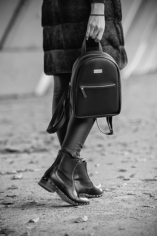 Sleek and Chic Backpack, Black - MakeUp — photo N37
