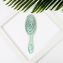 Biodegradable Hair Brush, green - Yeye  — photo N2