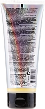 Conditioner for Bleached and Damaged Hair - Tigi Bed Head Colour Combat Dumb Blonde Conditioner — photo N2