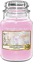 Fragrances, Perfumes, Cosmetics Scented Candle in Jar - Yankee Candle Snowflake Kisses Jar Candle