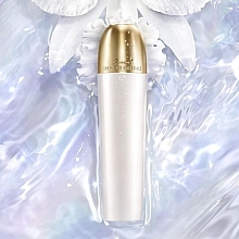 Face Lotion - Guerlain Orchidee Imperiale Brightening Radiance Essence-in-Lotion — photo N2