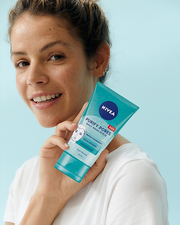 Daily Cleansing Anti-Imperfections Gel-Scrub for Problem Skin - NIVEA Pure Effect Clean Deeper — photo N5