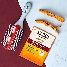 Detangling Hair Brush - Cantu Detangle Ultra Glide Brush — photo N35