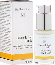 Moisturizing Face Milk - Dr. Hauschka Revitalizing Day Cream — photo N4