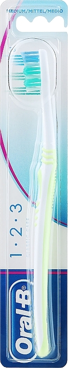 Medium 35 Toothbrush, light green - Oral-B 1-2-3 Classic Care 35 Medium — photo N2