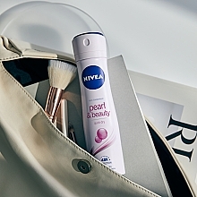Antiperspirant Deodorant Spray "Pearl & Beauty" - NIVEA Pearl & Beauty Deodorant Spray — photo N3