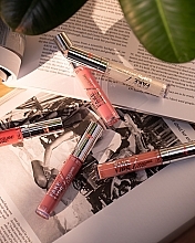 Lip Gloss - Catrice Better Than Fake Lips Volume Gloss — photo N18