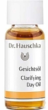 Fragrances, Perfumes, Cosmetics Face Oil - Dr. Hauschka Clarifying Day Oil (mini size)