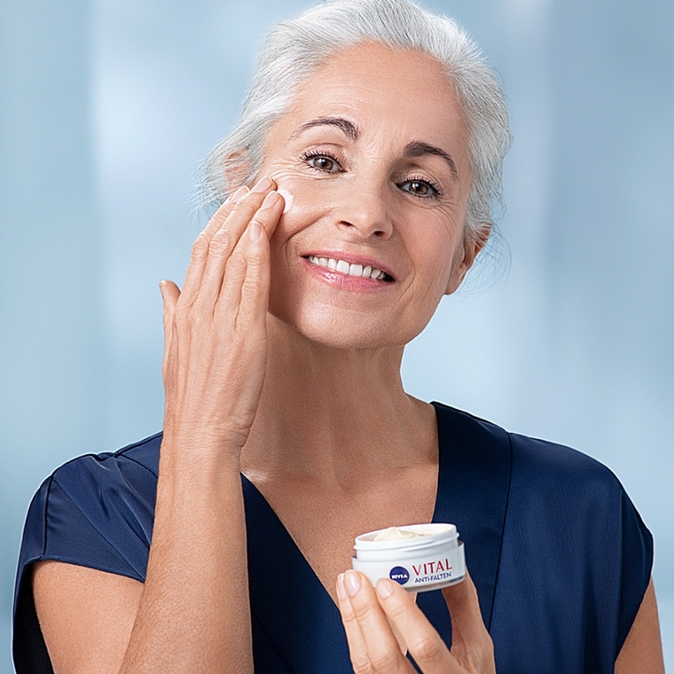 Intensive Moisturizing Day Cream for Mature Skin - Nivea Vital Anti-Wrinkle Intensive Day Care — photo N6