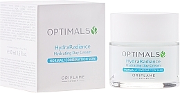 Fragrances, Perfumes, Cosmetics Moisturizing Day Cream for Normal and Combination Skin - Oriflame Optimals Hydra Radiance Hydrating Day Cream