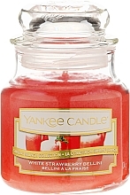 Fragrances, Perfumes, Cosmetics Scented Candle in Jar - Yankee Candle White Strawberry Bellini