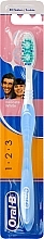 Fragrances, Perfumes, Cosmetics Toothbrush, blue - Oral-B 1 2 3 Delicat White 40 Medium