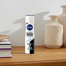 Antiperspirant Deodorant Spray 'Black & White Invisible Protection' - NIVEA Black & White Invisible Pure Fashion Edition 48H Protection — photo N4