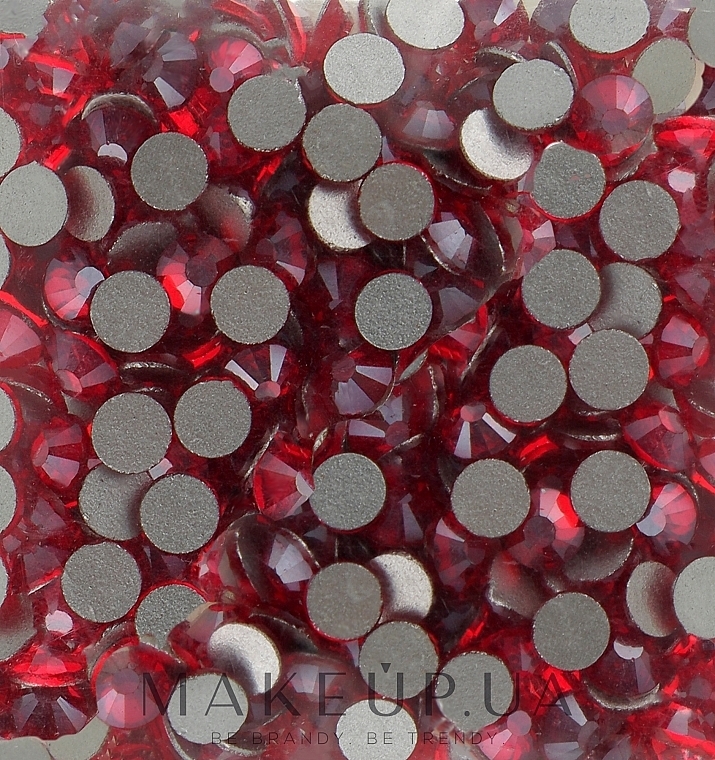 Decorative Nail Crystals 'Light Siam Satin' size SS 10, 200pcs - Kodi Professional — photo N1