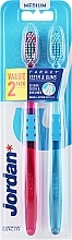 Medium Bristle Toothbrush, blue + pink, no pattern - Jordan Target Teeth Toothbrush — photo N1