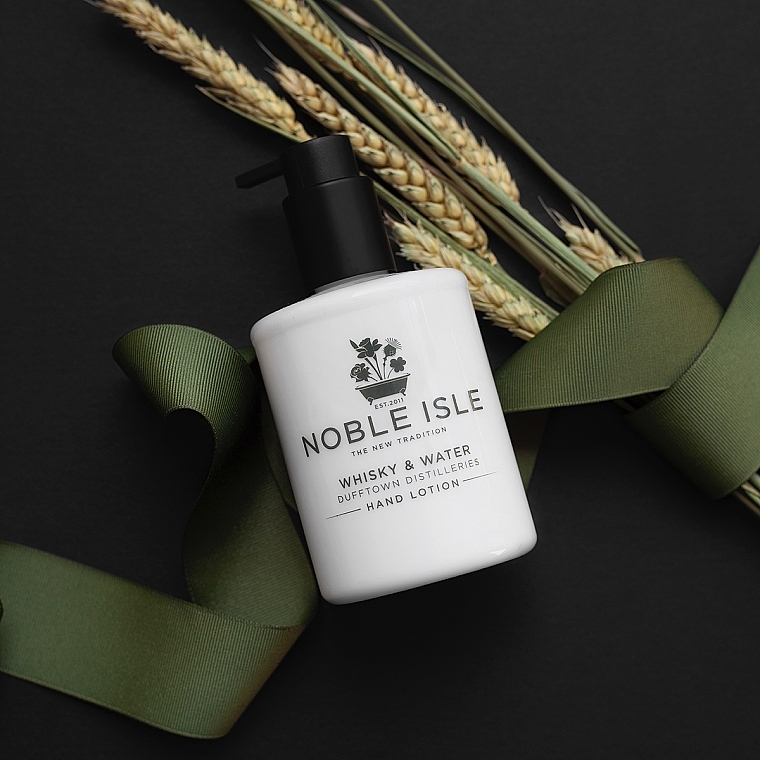 Noble Isle Whisky & Water - Hand Lotion — photo N20