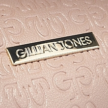 Makeup Bag - Gillian Jones Natascha Toilettry Bag in Beige w. Logo — photo N3