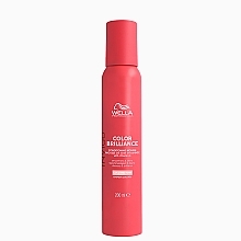 Fragrances, Perfumes, Cosmetics Hair Mousse - Wella Professionals Invigo Color Brilliance Conditioning Mousse