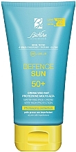 Fragrances, Perfumes, Cosmetics Mattifying Sunscreen - BioNike Defence Sun SPF50 Mattifying Face Cream