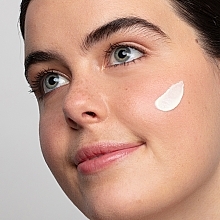 Repair Facial Day Cream - Antipodes Rejoice Light Facial Day Cream — photo N10