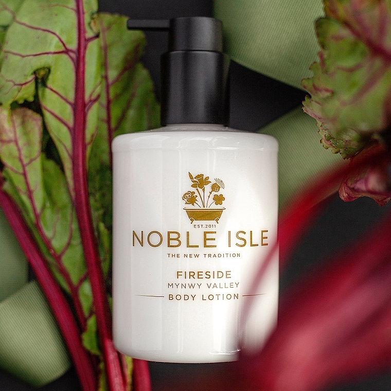 Noble Isle Fireside - Body Lotion — photo N6