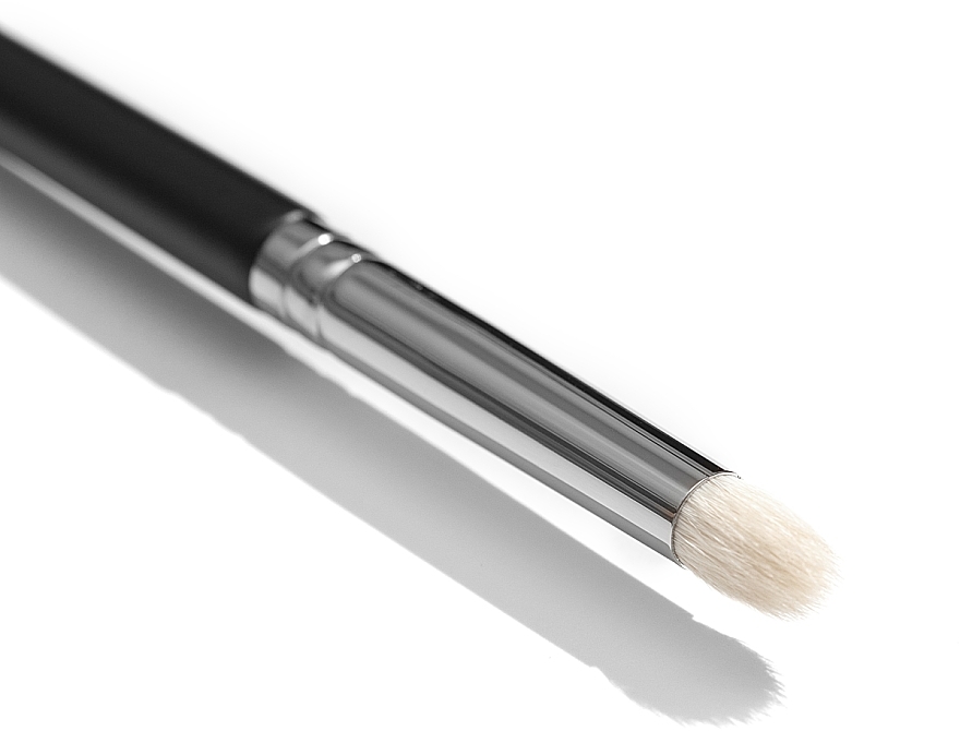 Eyeshadow Brush - Anna Naumenko Pencil — photo N3