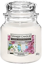 Scented Candle in Jar - Yankee Candle Home Inspiration City Blooms — photo N1