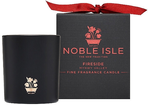 Noble Isle Fireside - Scented Candle — photo N1