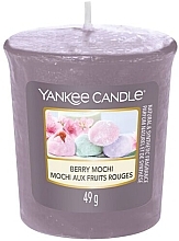 Scented Candle in Glass - Yankee Candle Berry Mochi Candle — photo N1