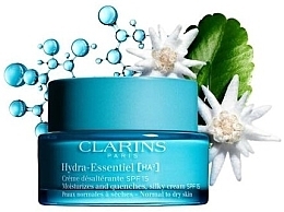 Fragrances, Perfumes, Cosmetics Moisturizer for Normal & Dry Skin - Clarins Hydra-Essentiel HA2 Silky Cream SPF 15