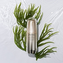 Face Serum - Shiseido Benefiance Wrinkle Smoothing Contour Serum — photo N4