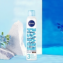 Dry Shampoo for Dark Hair - NIVEA Fresh Revive Dry Shampoo Dark Tones — photo N7