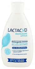 Antibacterial Intimate Wash - Lactacyd Intimate Cleanser with Antibacterial — photo N1