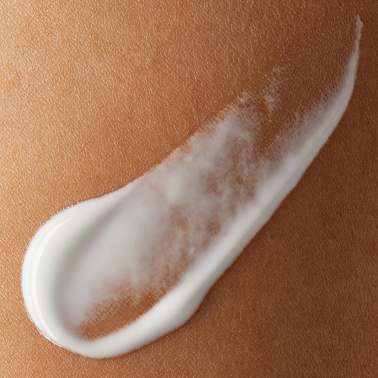 Body Milk "Gentle Skin" for Dry Skin - NIVEA Smooth Sensation Body Soft Milk — photo N5