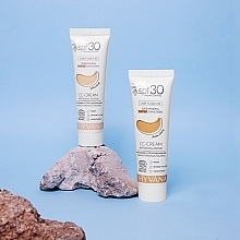 CC Sunscreen SPF30 - Dhyvana Raspberrry Oil & Hyaluronic Acid CC-Cream — photo N4