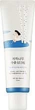 Moisturizing Sunscreen with Birch Sap - Round Lab Birch Juice Moisturizing Sunscreen SPF50+PA++++ — photo N1