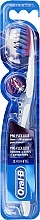 Soft Toothbrush, gray - Oral-B Proflex 3D White Luxe 38 Soft — photo N3