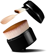 Makeup Brush - Eigshow Beauty F666-Black — photo N1
