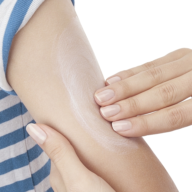 Waterproof Sun Protection Wet Skin Gel for Children's Sensitive Skin, SPF50+ - Vichy Capital Soleil Wet Skin Gel — photo N33
