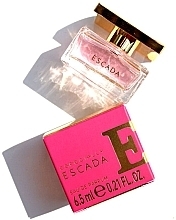 Fragrances, Perfumes, Cosmetics Escada Especially Escada - Eau (mini size)