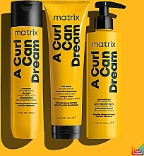 Moisturising Mask for Curly Hair - Matrix Total Results A Curl Can Dream Rich Mask — photo N6
