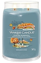 Fragrances, Perfumes, Cosmetics Scented Candle in Jar 'Evening Riverwalk', 2 wicks - Yankee Candle Singnature