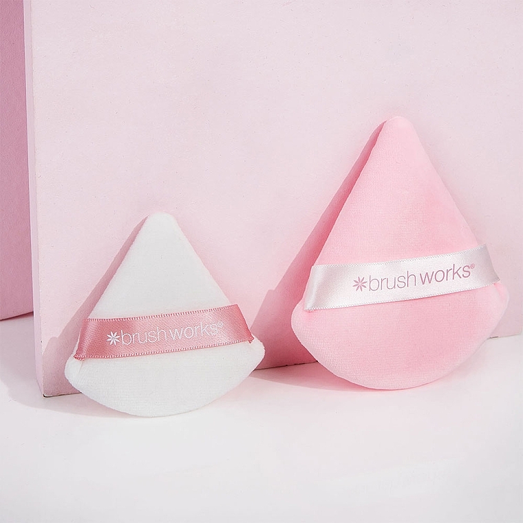 Powder Puff Set, 2 pcs. - Brushworks Triangular Powder Puff Duo — photo N3