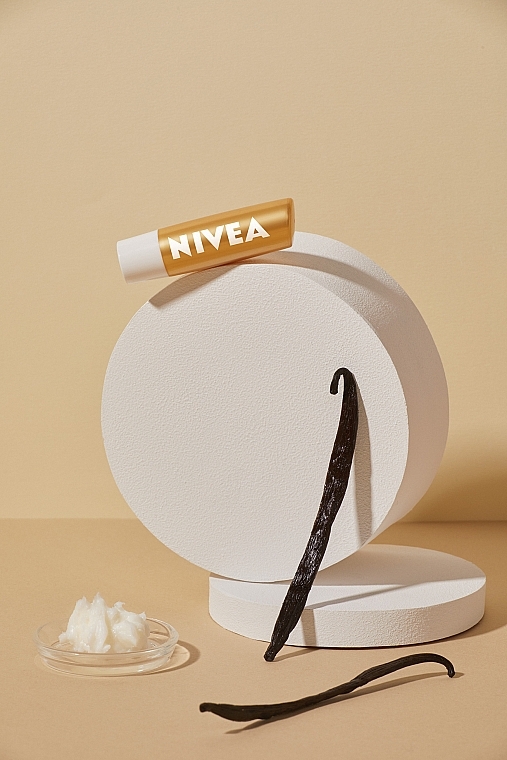 Lip Balm 'Vanilla Buttercream' - NIVEA Vanilla Buttercream — photo N5