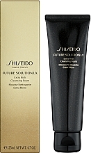 Cleansing Foam for Face - Shiseido Future Solution LX Extra Rich Cleansing Foam — photo N2