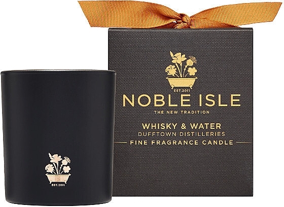 Noble Isle Whisky & Water Fine Fragrance Candle - Scented Candle — photo N1